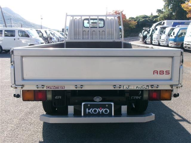 Mitsubishi Fuso Canter 6