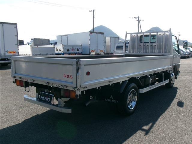 Mitsubishi Fuso Canter 7