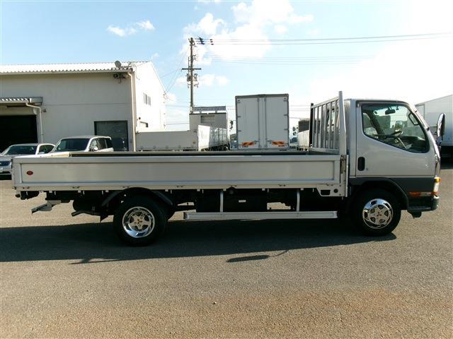 Mitsubishi Fuso Canter 8