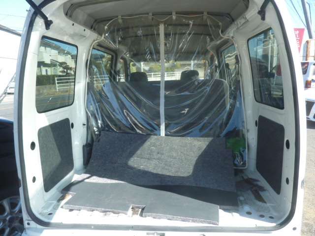 Daihatsu Hijet Cargo 7