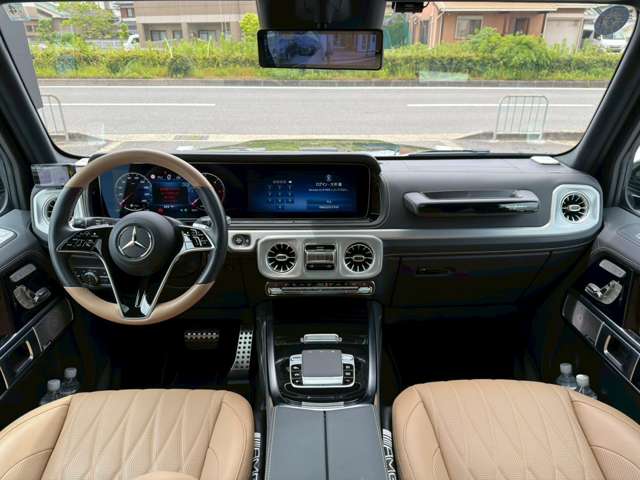 Mercedes-Benz G-Class 3