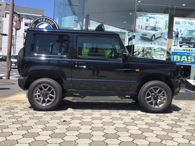 Suzuki Jimny 12