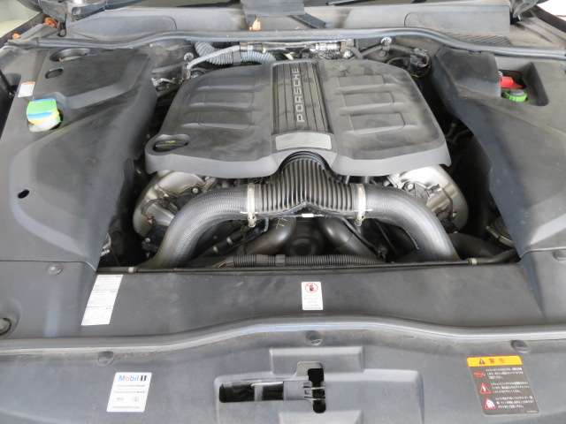 Porsche Cayenne 9