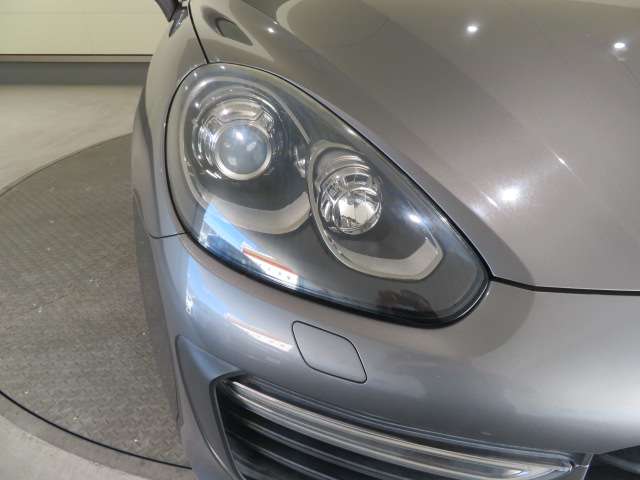 Porsche Cayenne 10