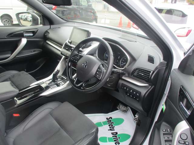 Mitsubishi Eclipse Cross 9