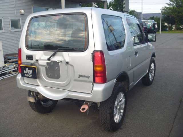Suzuki Jimny 8