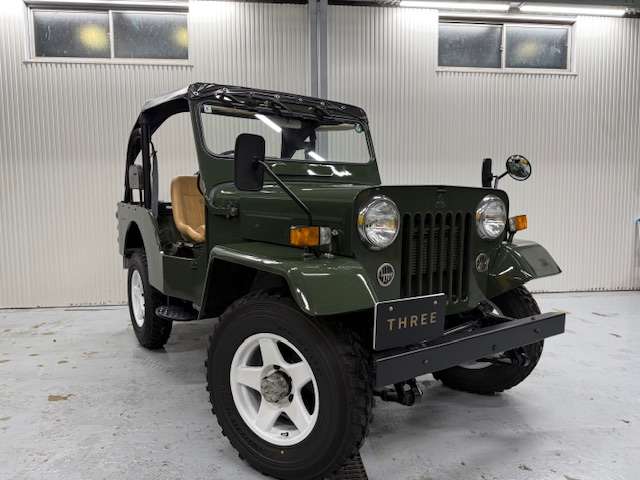 Mitsubishi Jeep 3
