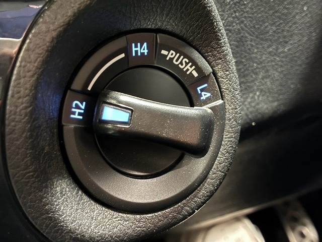 Toyota Hilux 8
