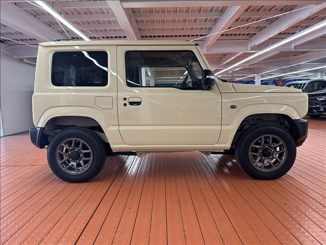 Suzuki Jimny 7
