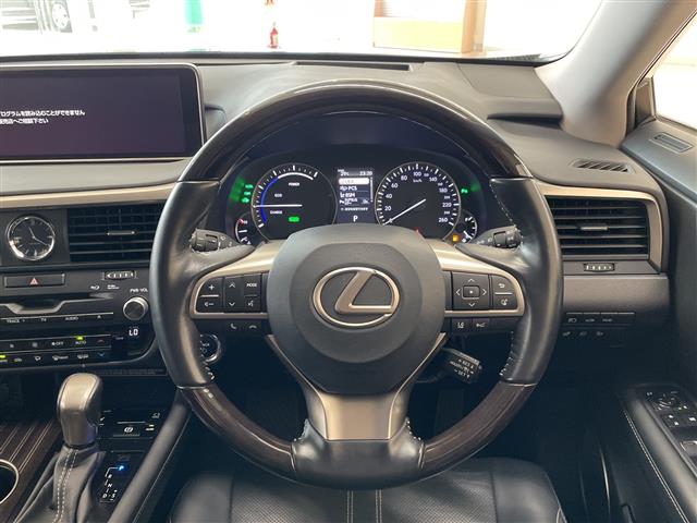 Lexus RX 7
