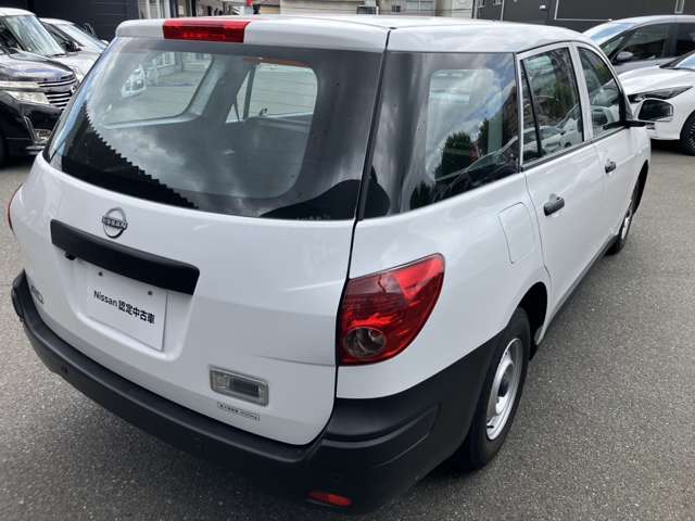 Nissan AD 2
