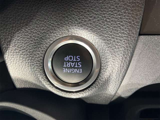 Toyota Yaris Cross 12