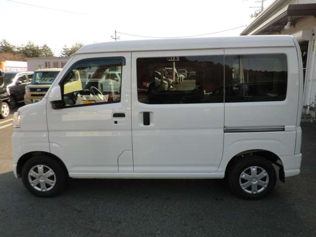 Daihatsu Hijet Cargo 5
