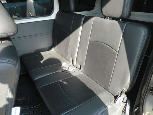 Daihatsu Hijet Cargo 8