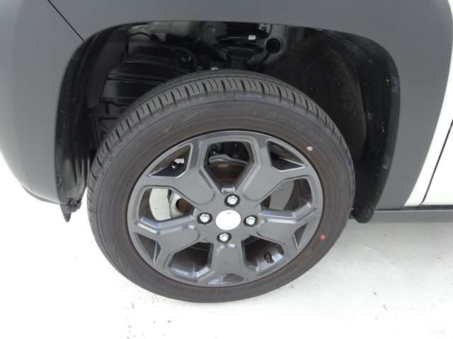 Mazda Flair Crossover 12