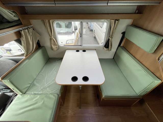 Mazda Bongo Truck 4