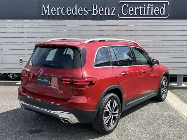 Mercedes-Benz GLB 4