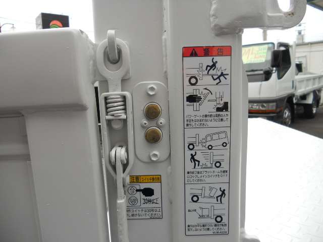 Isuzu Elf 11