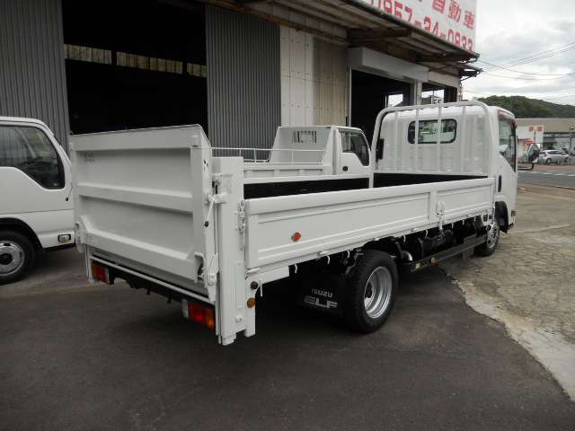 Isuzu Elf 5