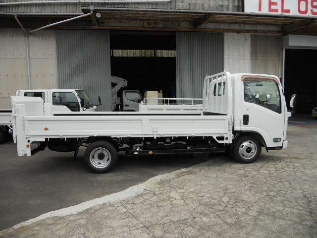 Isuzu Elf 6