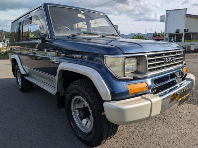 Toyota Land Cruiser Prado 7