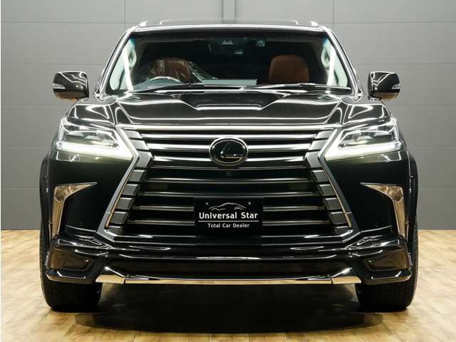 Lexus LX 11