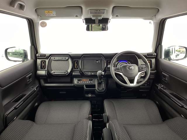 Mazda Flair Crossover 6