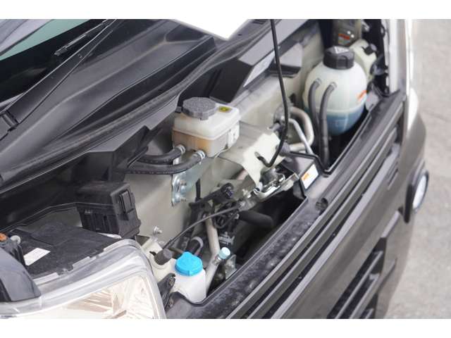Nissan NV100 Clipper 4