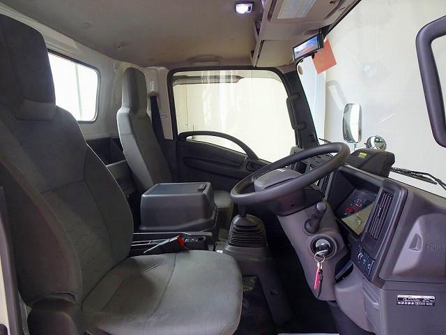 Isuzu Elf 6