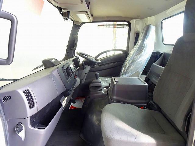 Isuzu Elf 9