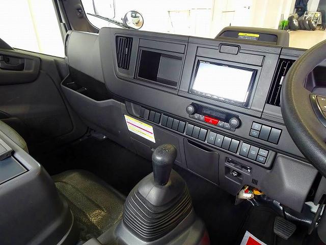 Isuzu Elf 10