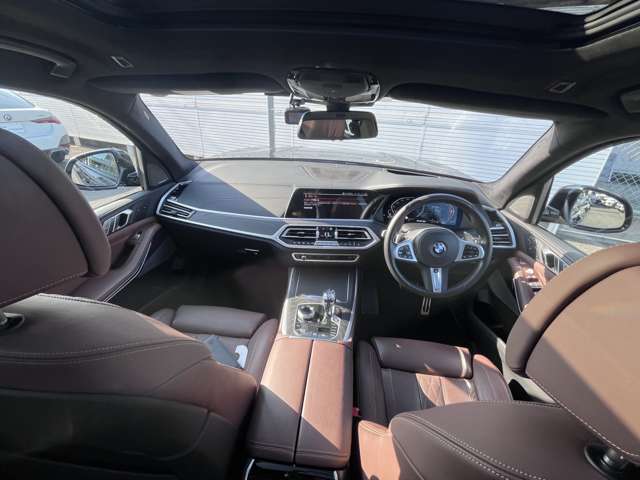 BMW X7 2