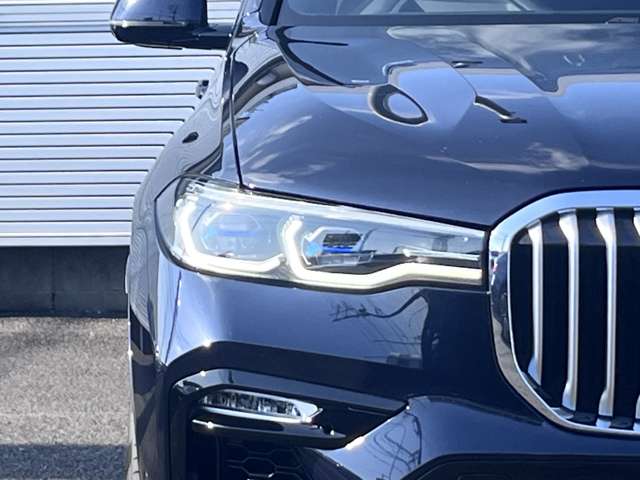 BMW X7 5