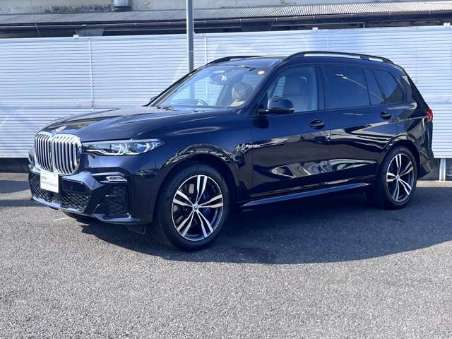 BMW X7 6
