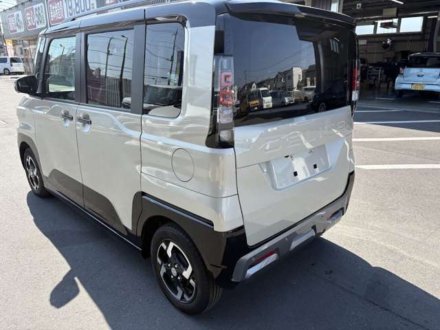 Mitsubishi Delica Mini 8