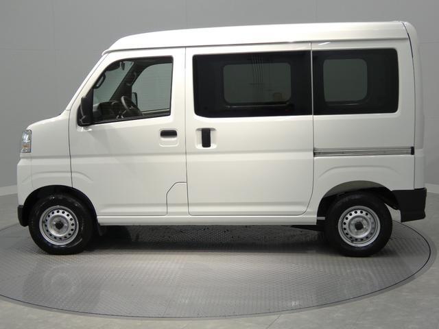 Daihatsu Hijet Cargo 5