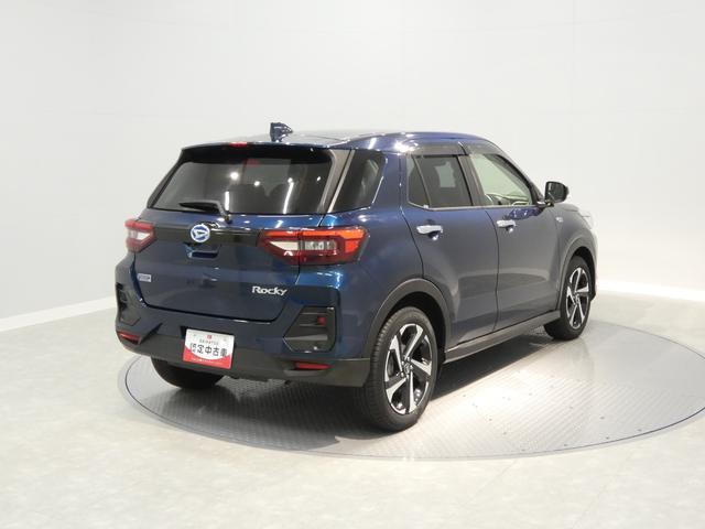 Daihatsu Rocky 8
