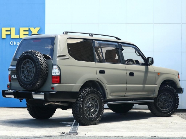Toyota Land Cruiser Prado 7