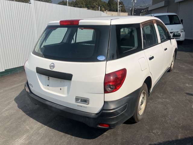 Nissan AD 6