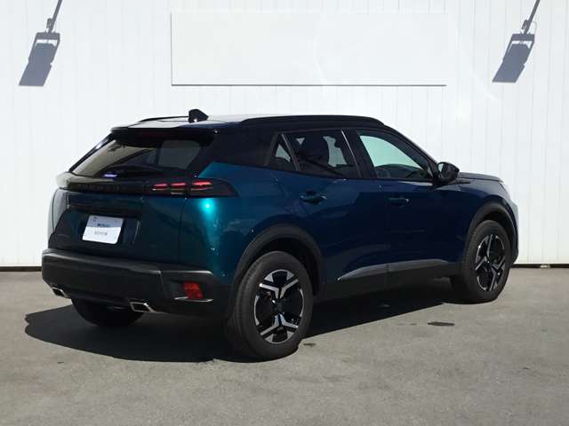 Peugeot SUV 2008 12