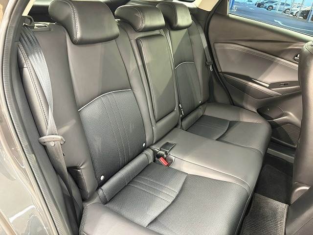 Mazda CX-3 12
