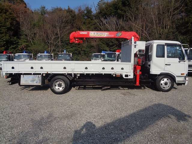 UD Trucks Condor 5