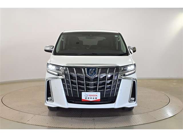 Toyota Alphard 2