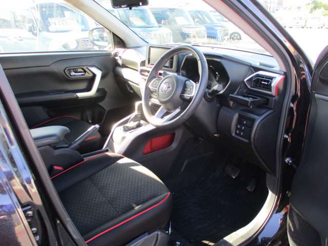 Toyota Raize 6