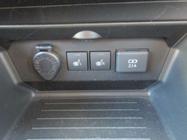 Toyota Raize 10