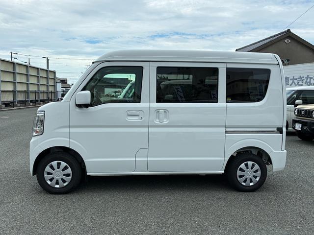 Suzuki Every 12