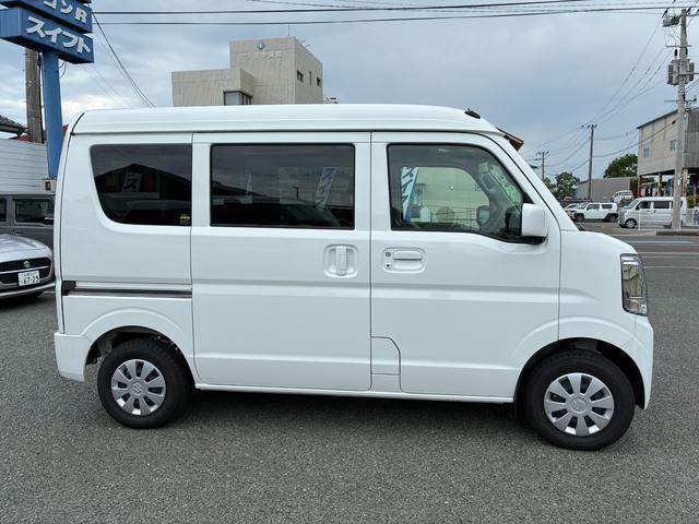Suzuki Every 8