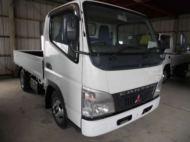 Mitsubishi Fuso Canter Guts 2