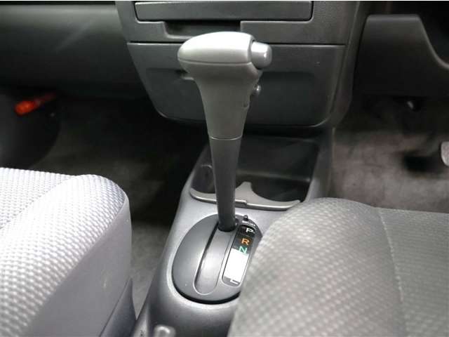 Toyota Succeed Van 12