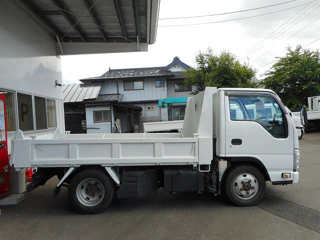 Isuzu Elf 5